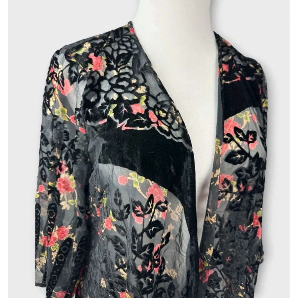 Urban Outfitters Kimono One Size Black Velvet Burnout Whimsigoth Fairy Shawl - Picture 5 of 14